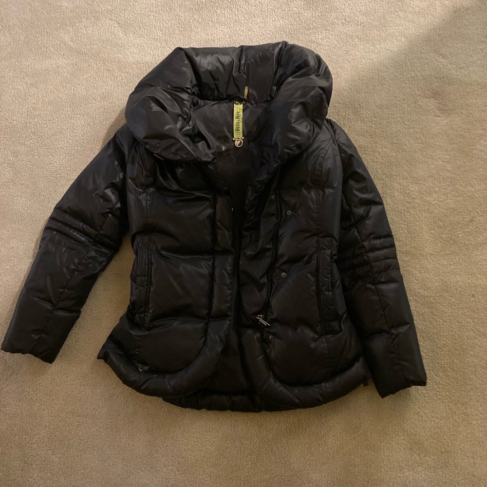 Soia and Kyo short down jacket black